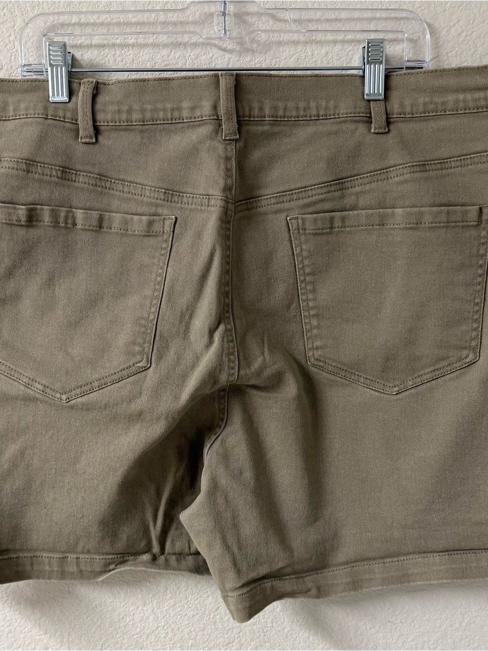 Gloria Vanderbilt High-Rise Jeans in Khaki Tan - Picture 6 of 7